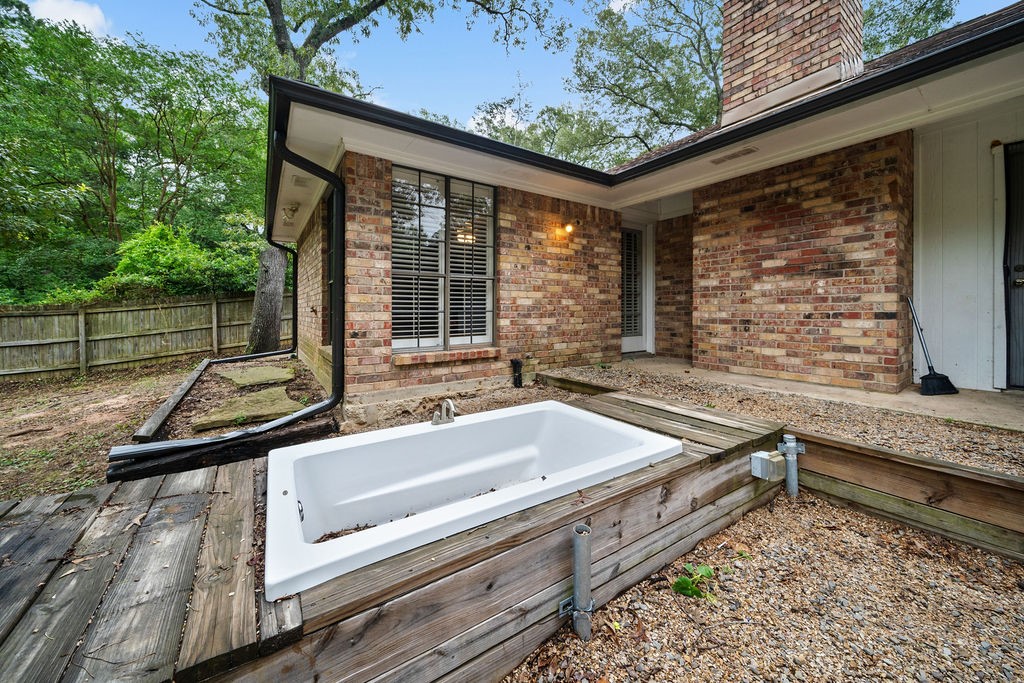 15060 Willowwood Drive Tyler TX 75703