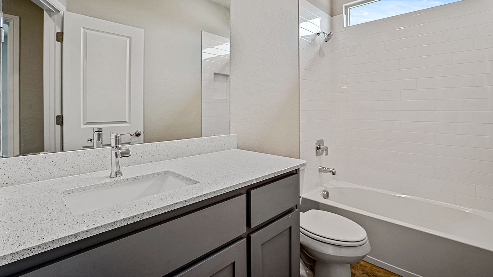 1338 Canterbury Trail Desoto TX 75115