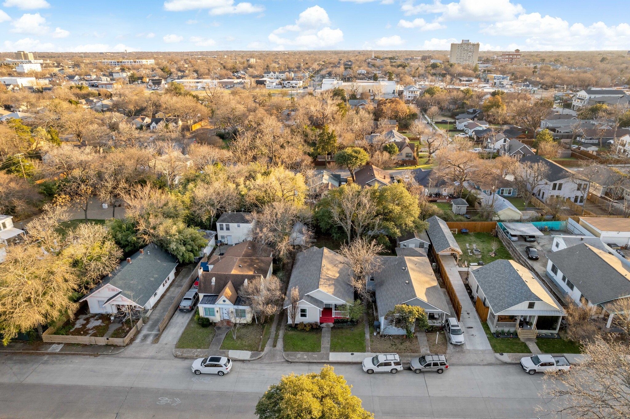 822 W Canty Street Dallas TX 75208