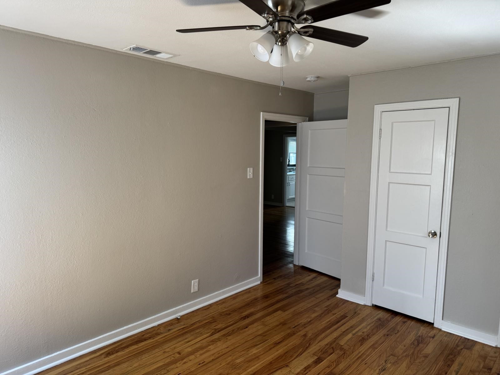 8427 Ridgelea Street Dallas TX 75209