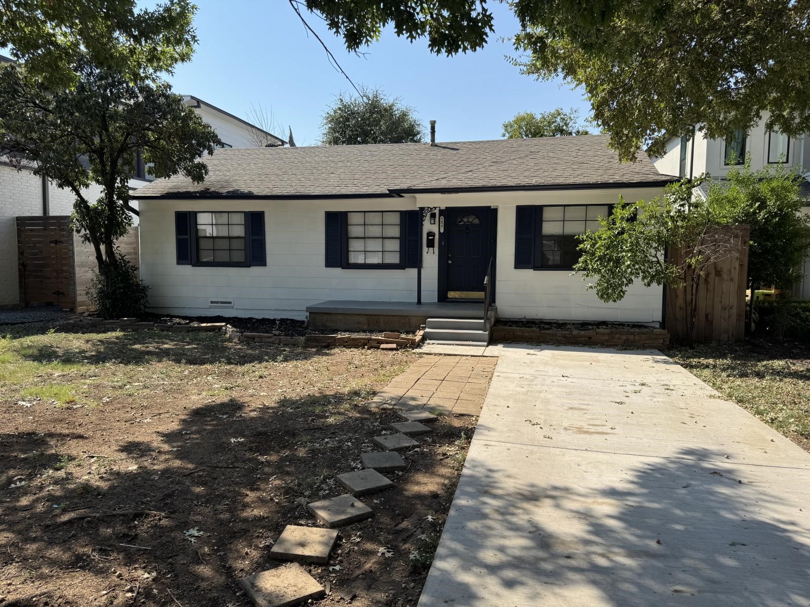 8427 Ridgelea Street Dallas TX 75209