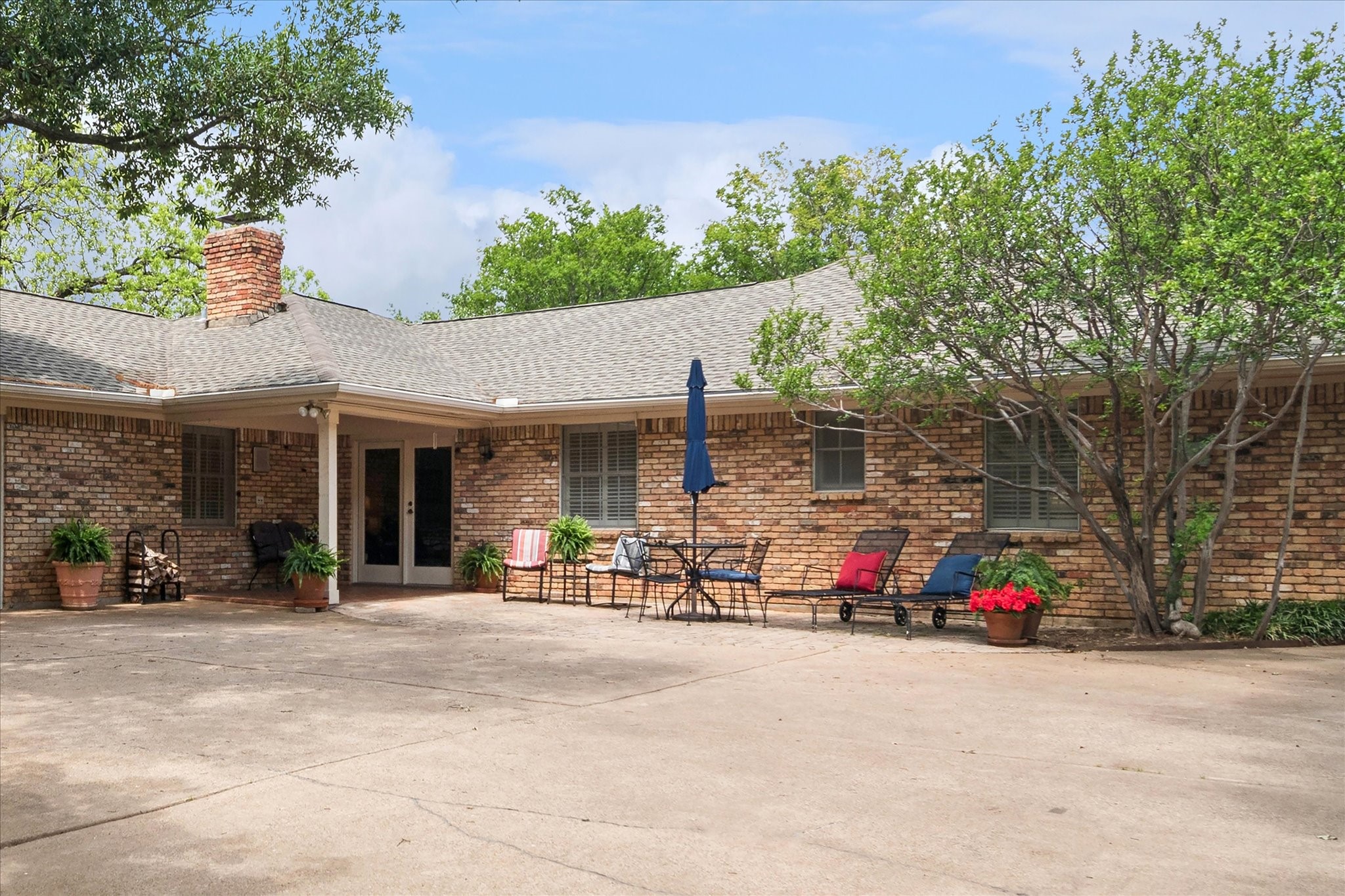 3302 Peachtree Lane Pantego TX 76013