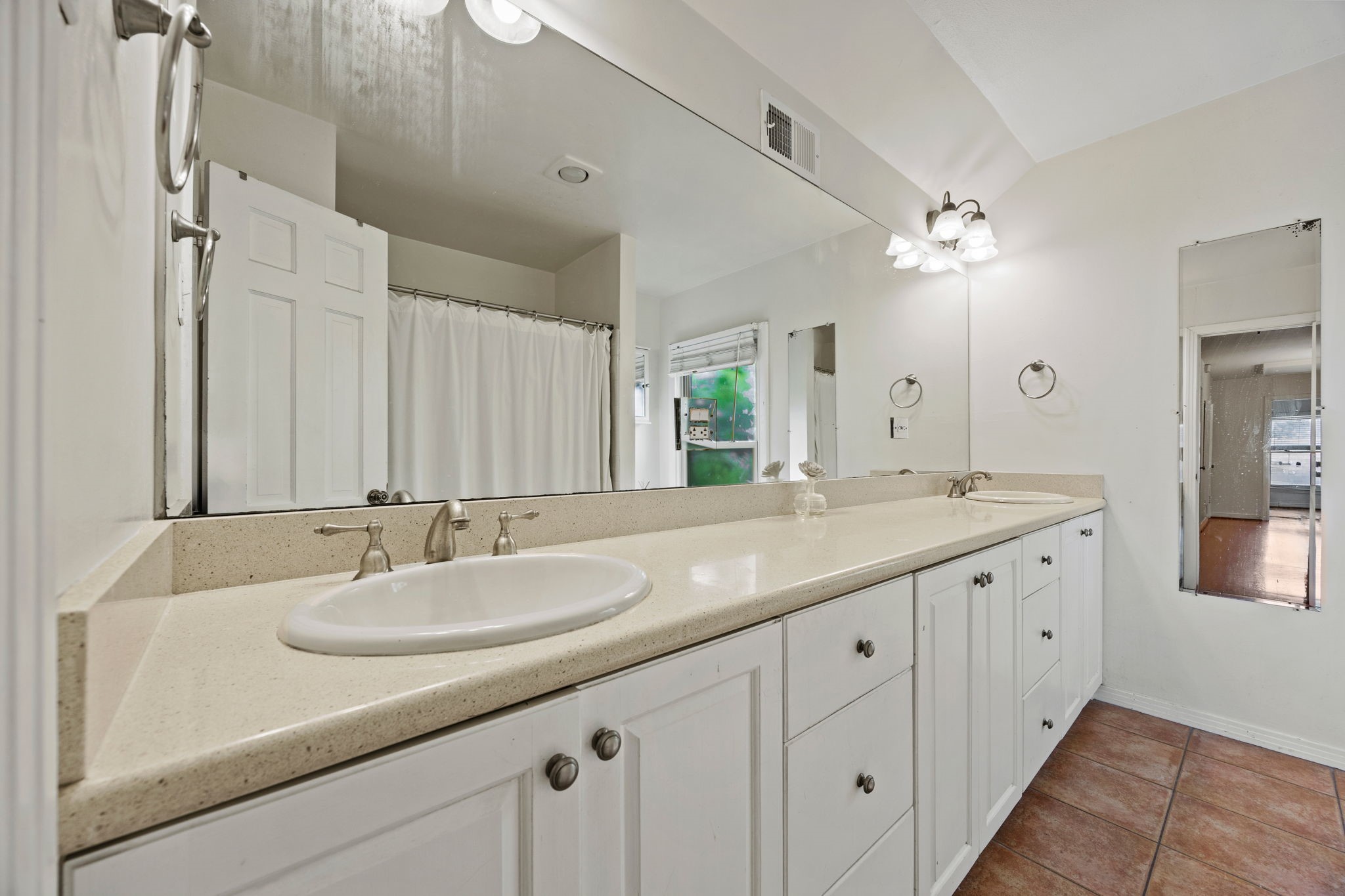 5506 Druid Lane Dallas TX 75209