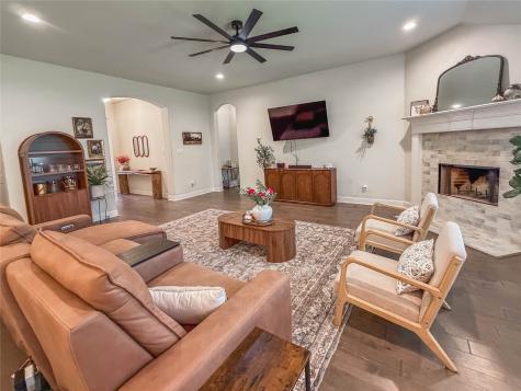 343 Abbott Lane Waxahachie TX 75165