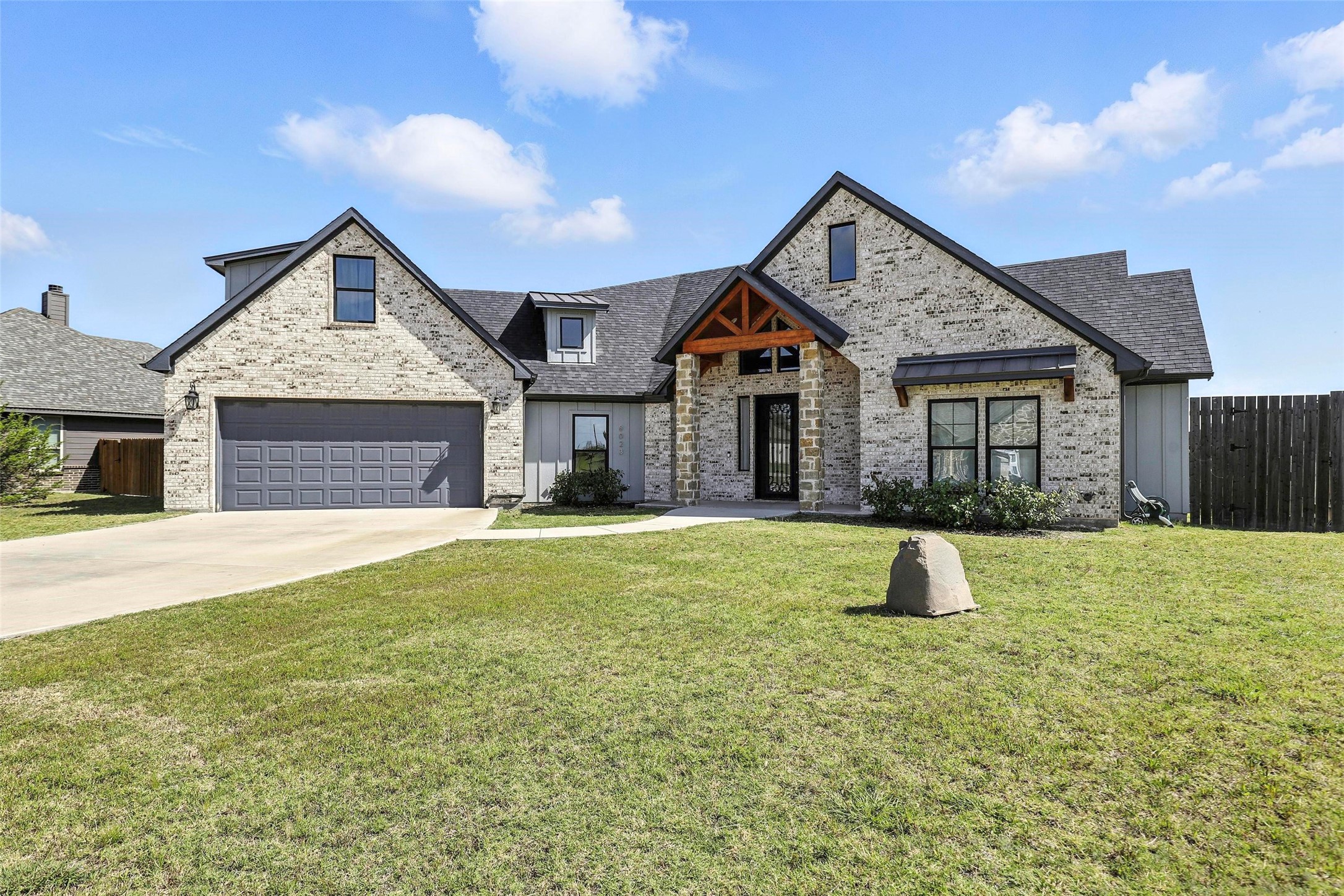 8023 Pennington Fort Worth TX 76126