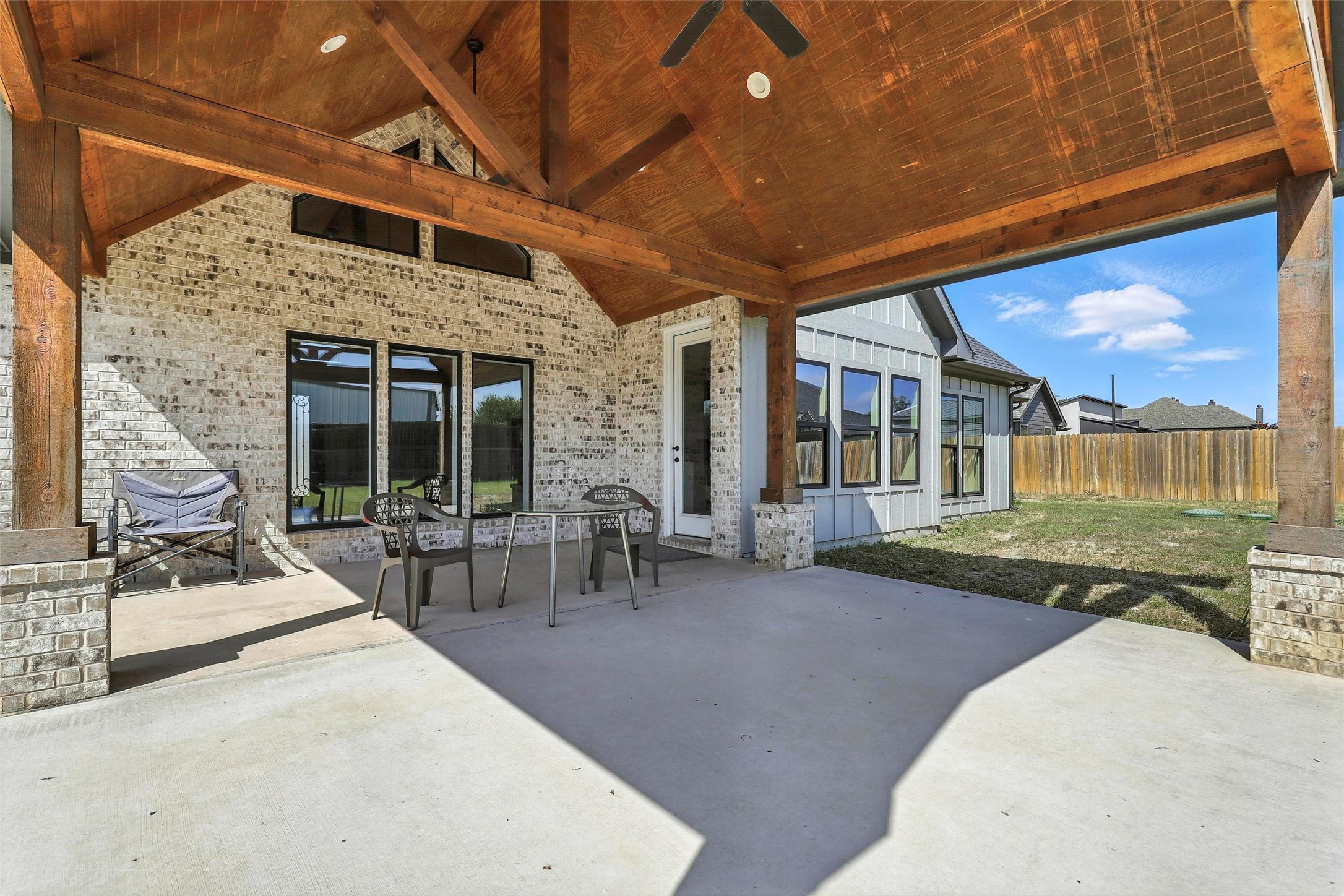 8023 Pennington Fort Worth TX 76126