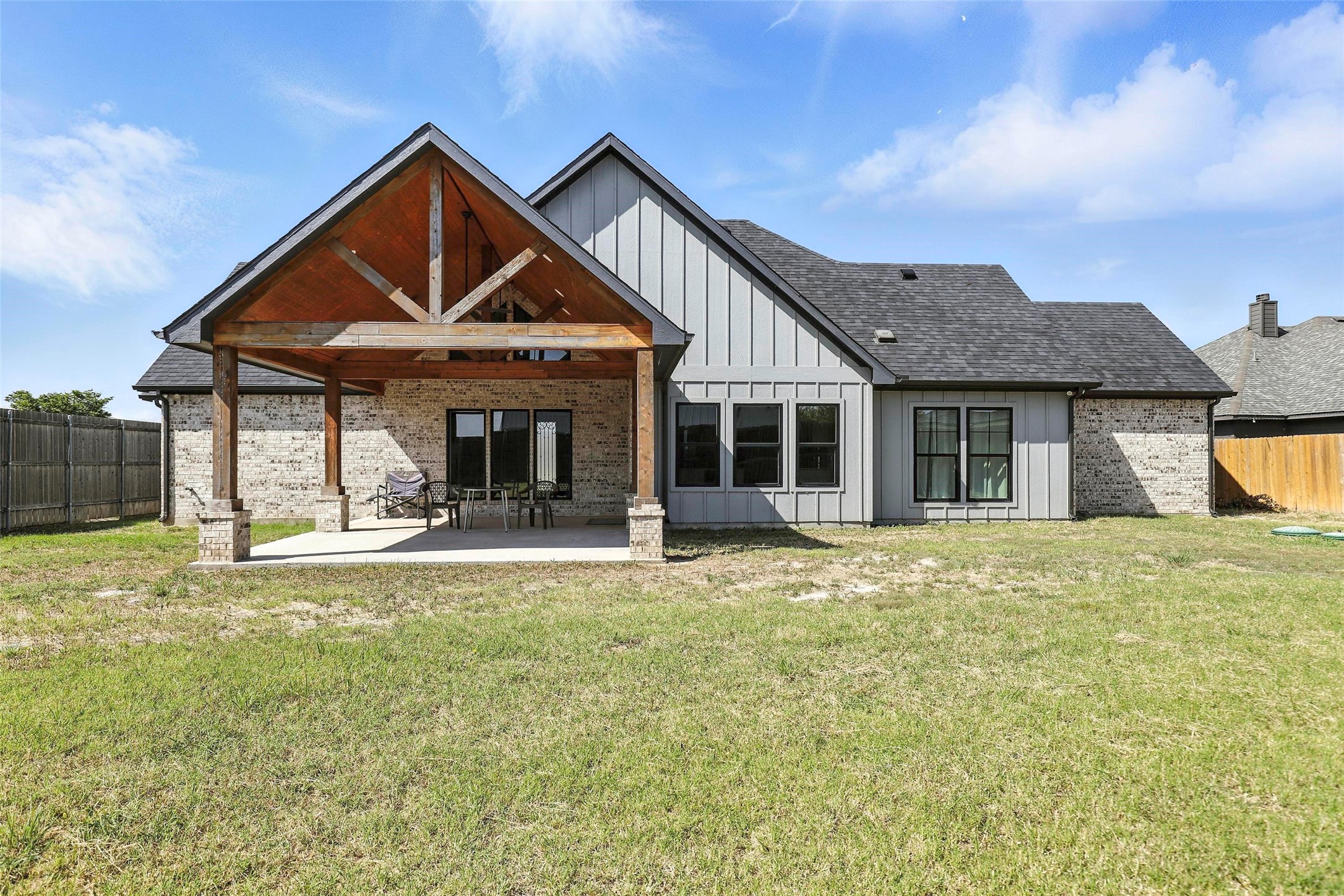 8023 Pennington Fort Worth TX 76126