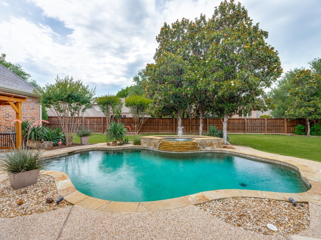 7406 Waterfall Drive Mckinney TX 75072