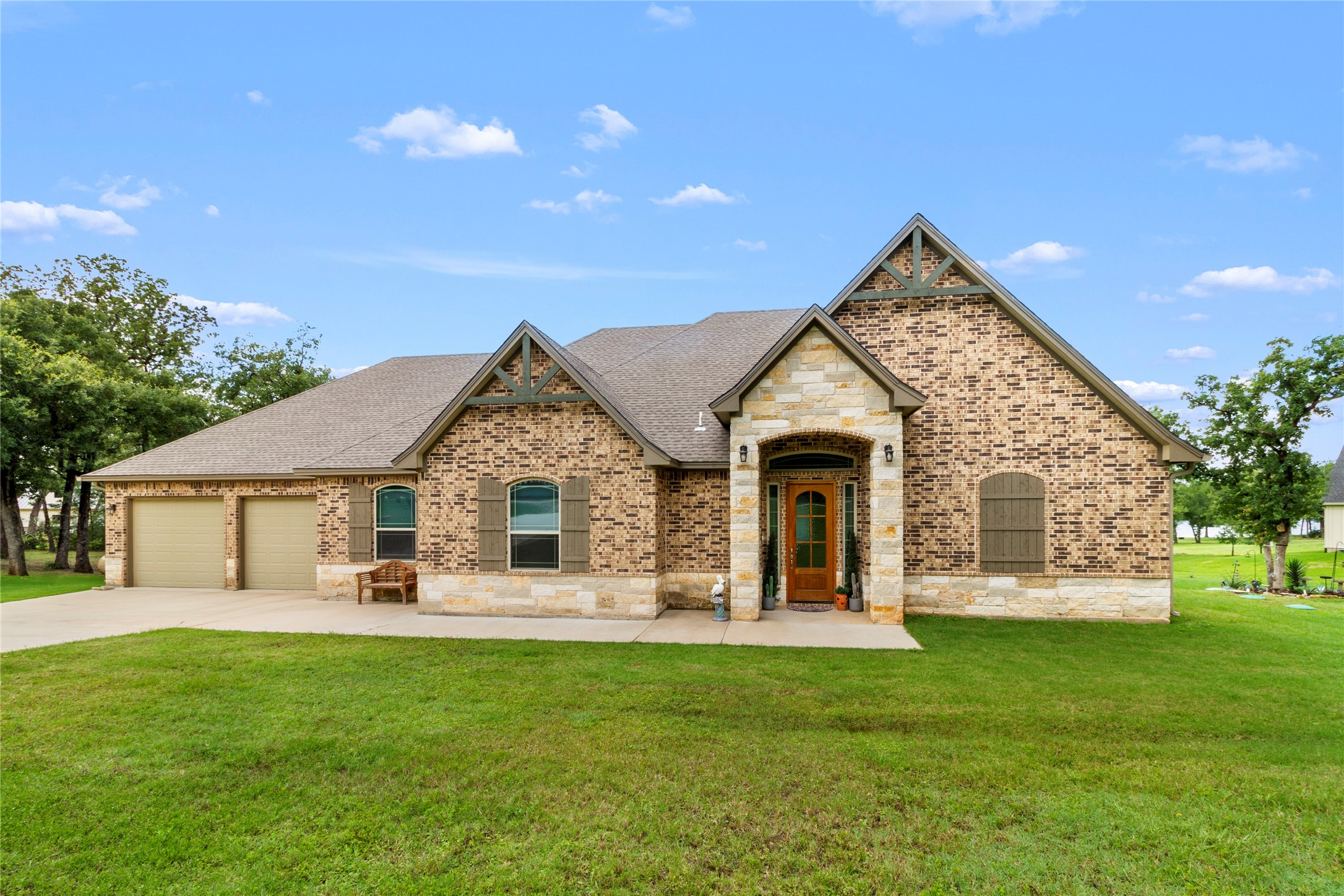 450 County Road 3674 Marquez TX 77865