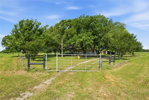 368 County Road 3625 Clifton TX 76634