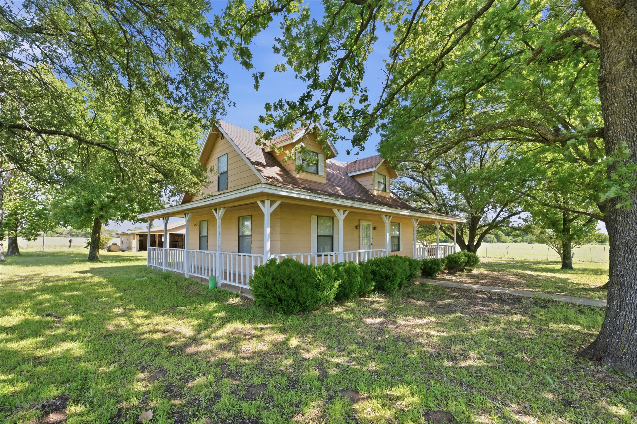 368 County Road 3625 Clifton TX 76634