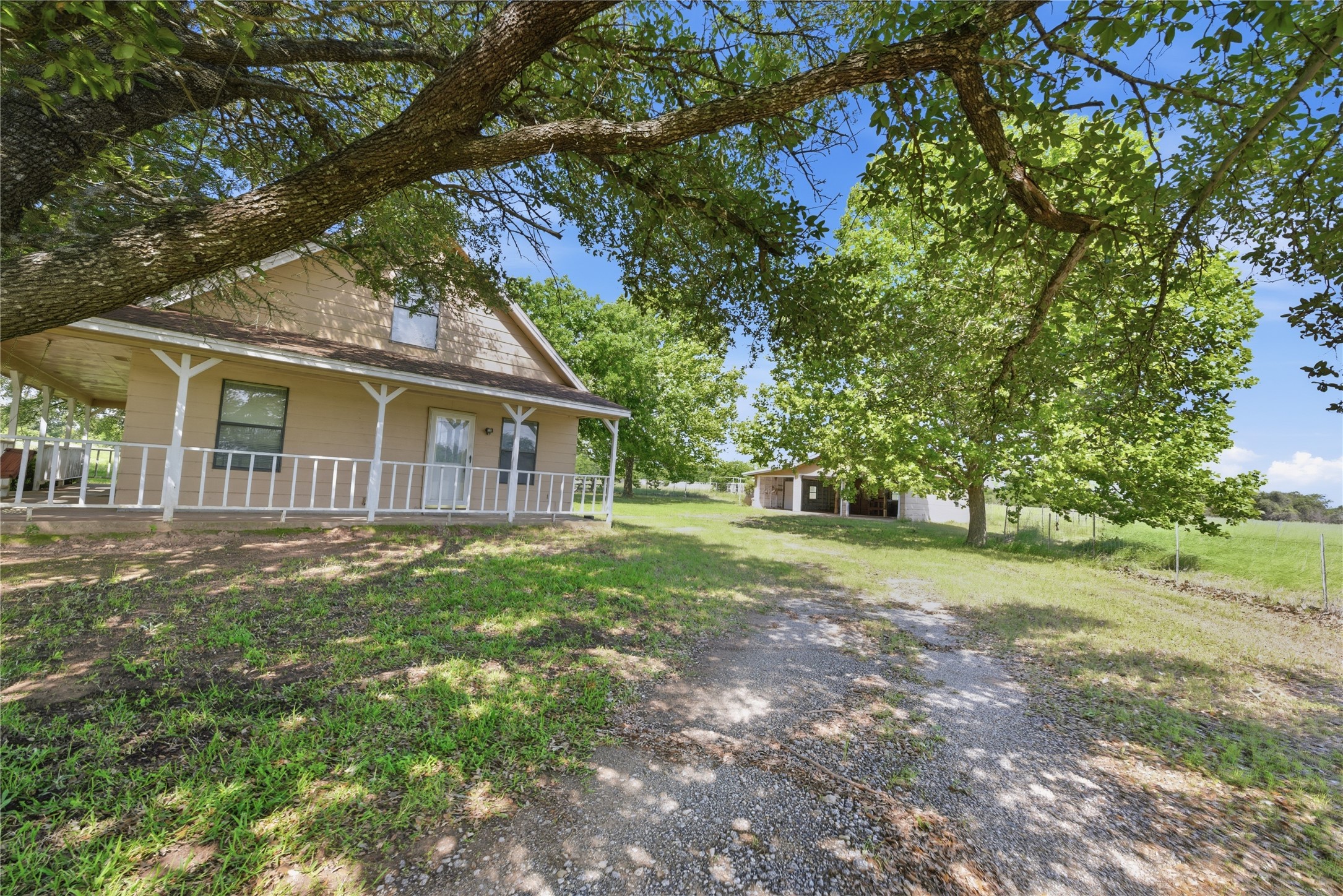 368 County Road 3625 Clifton TX 76634