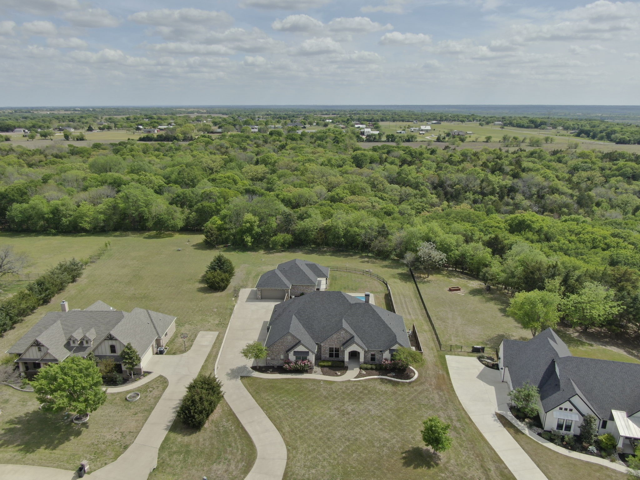 136 Sullivan Way Waxahachie TX 75167