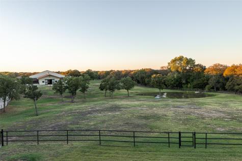 2900 W Kimball Avenue Grapevine TX 76051