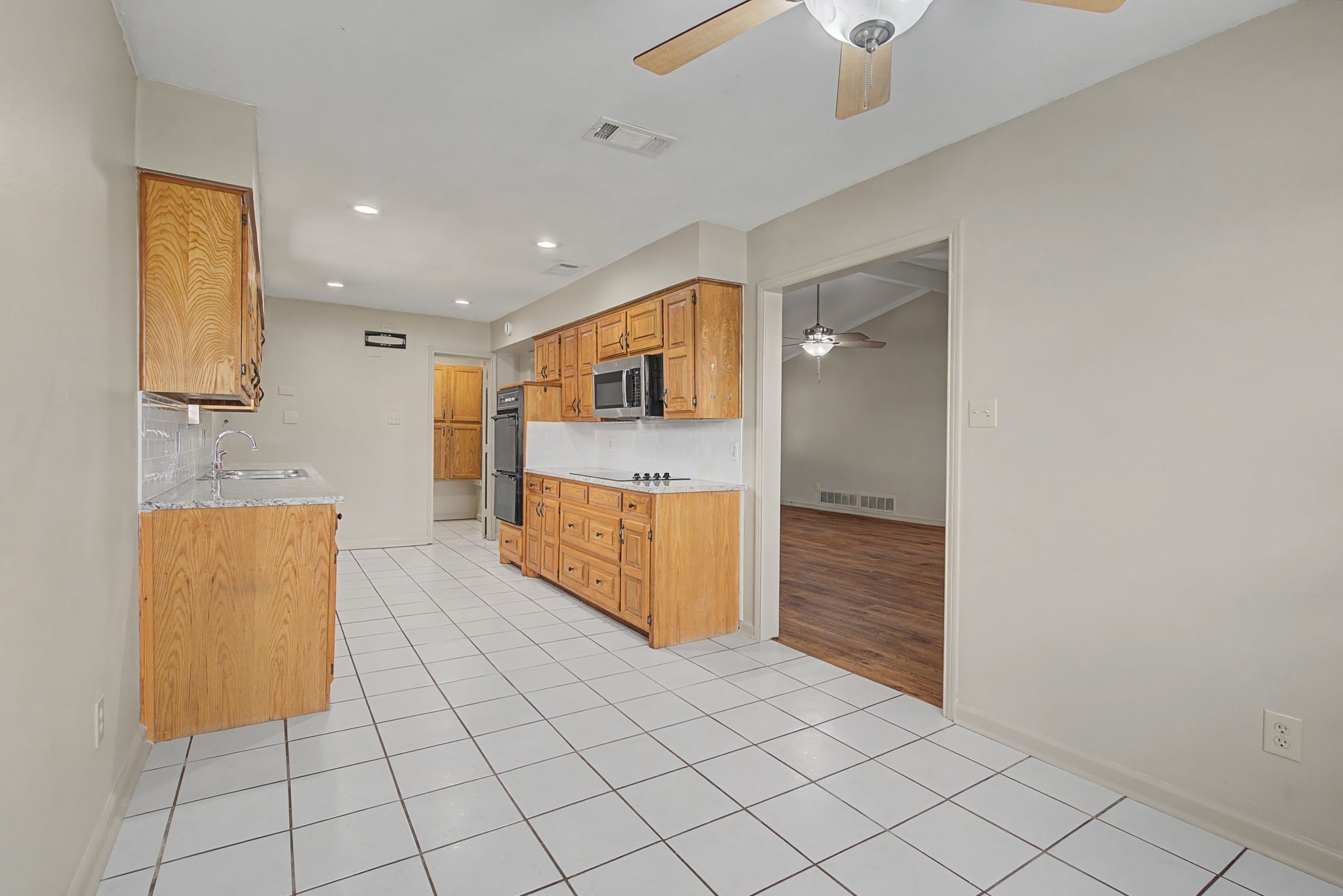 1903 Big Sky Drive Lewisville TX 75077
