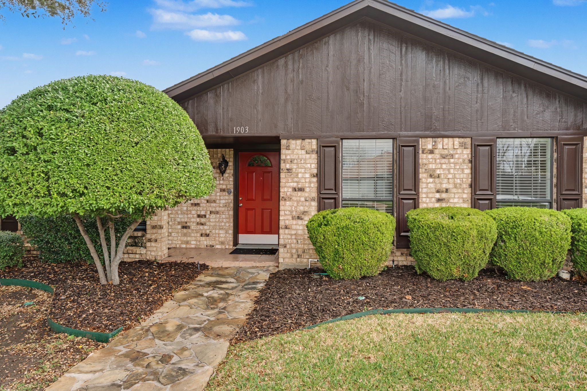 1903 Big Sky Drive Lewisville TX 75077