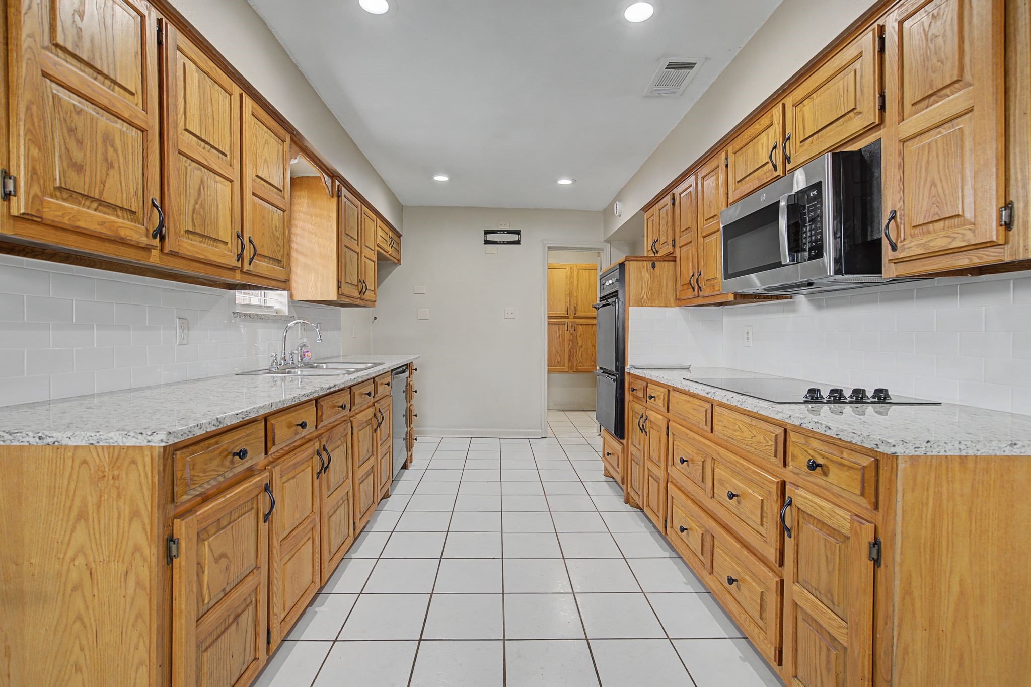 1903 Big Sky Drive Lewisville TX 75077