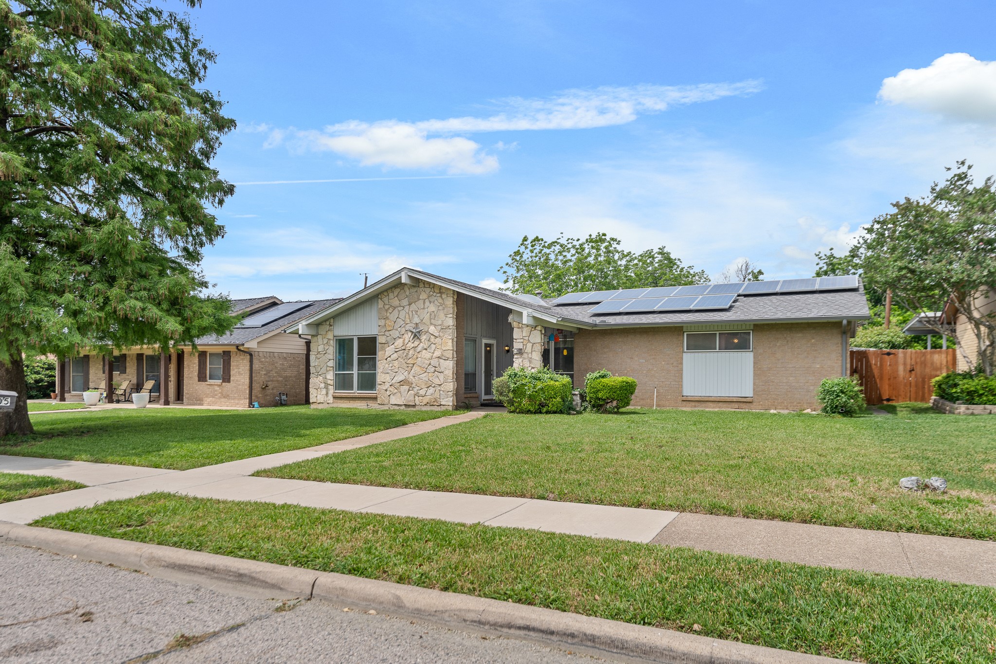 3705 Flamingo Lane Irving TX 75062