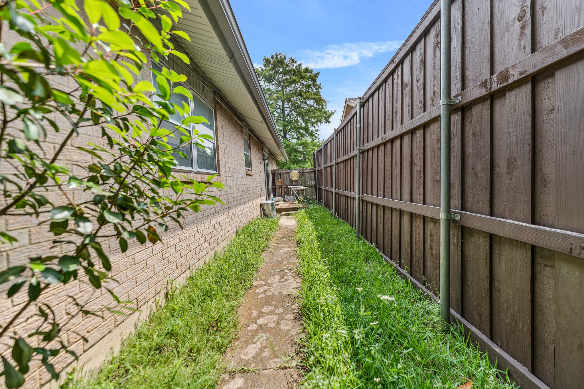 3705 Flamingo Lane Irving TX 75062