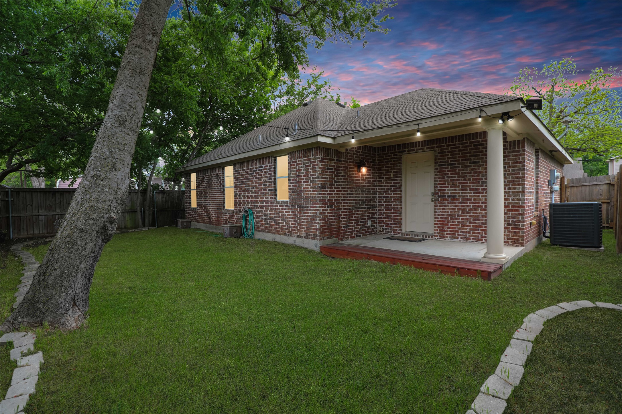 1006 Hall Street Mckinney TX 75069