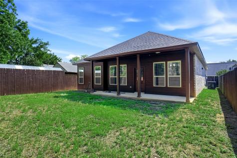 504 Paradise Street Fort Worth TX 76111