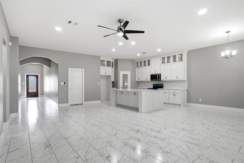 504 Paradise Street Fort Worth TX 76111