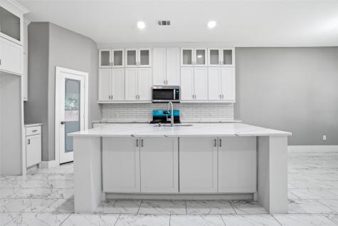 504 Paradise Street Fort Worth TX 76111