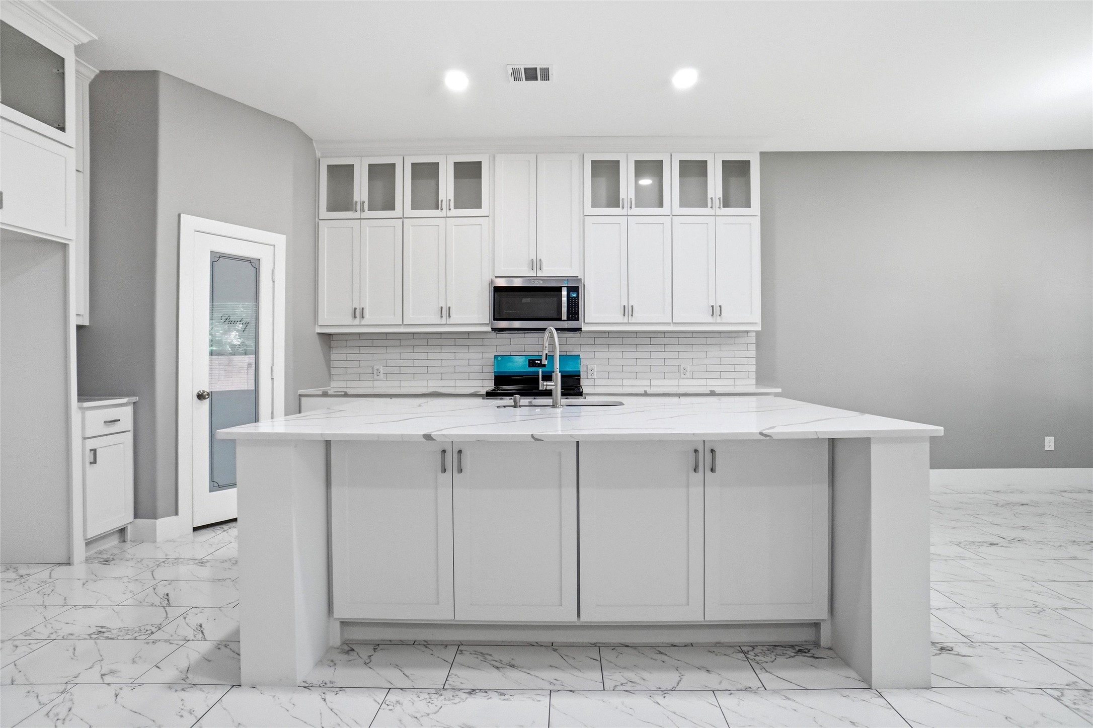 504 Paradise Street Fort Worth TX 76111