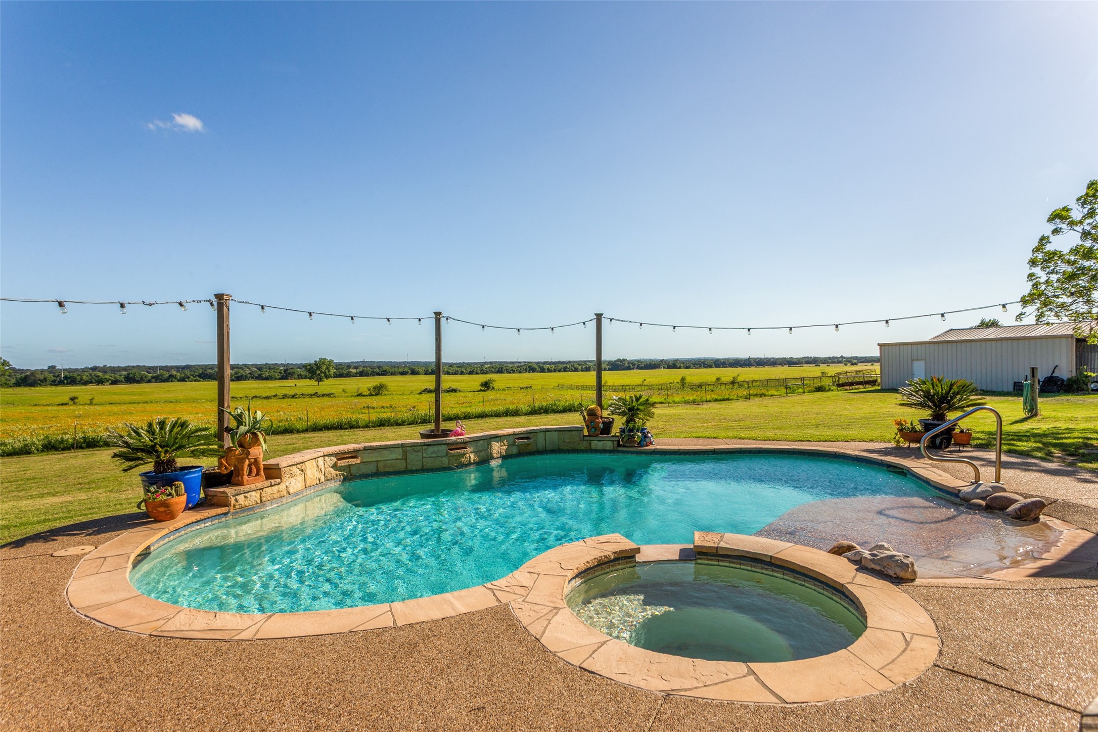 108 Gladdis Lane Springtown TX 76082