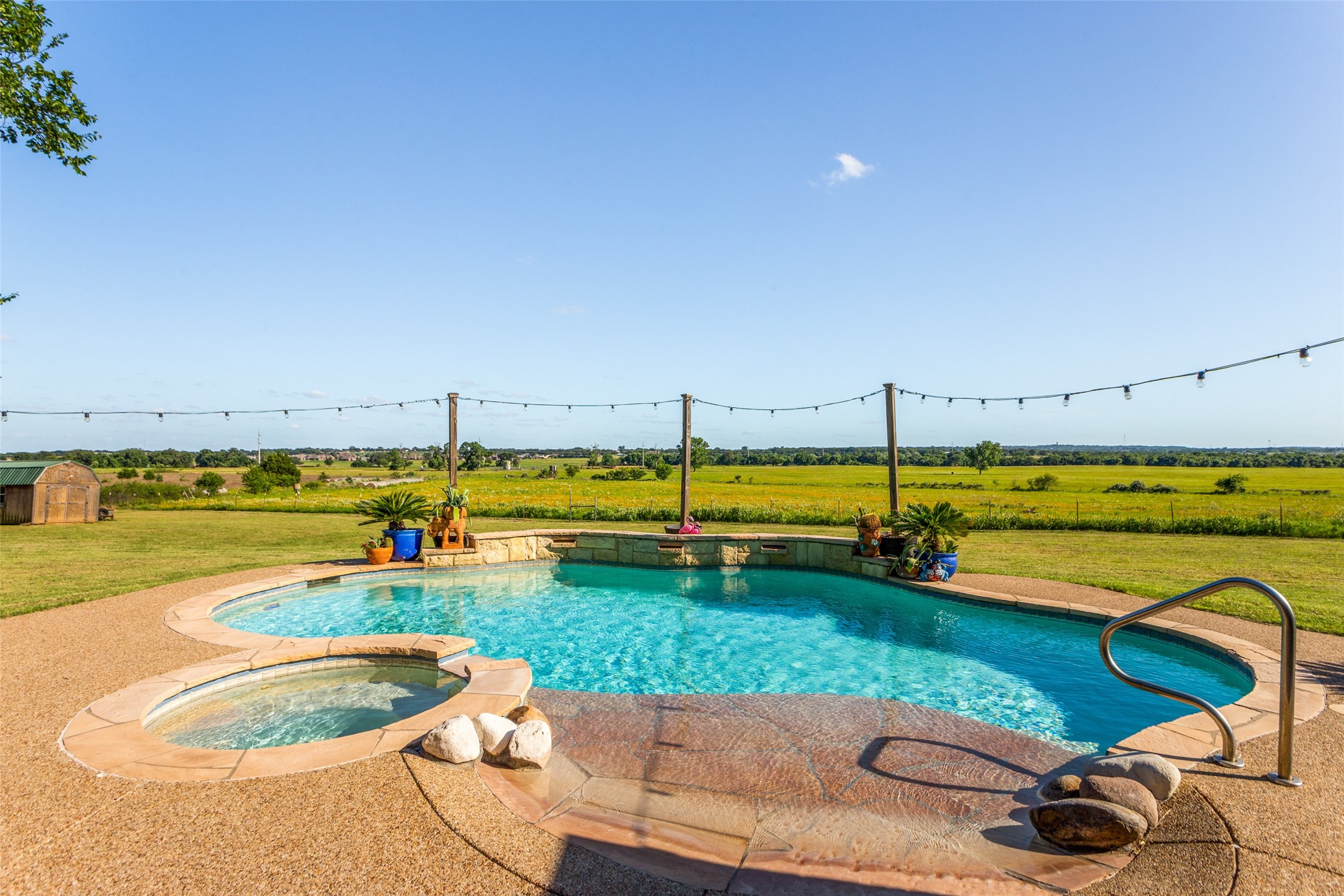 108 Gladdis Lane Springtown TX 76082