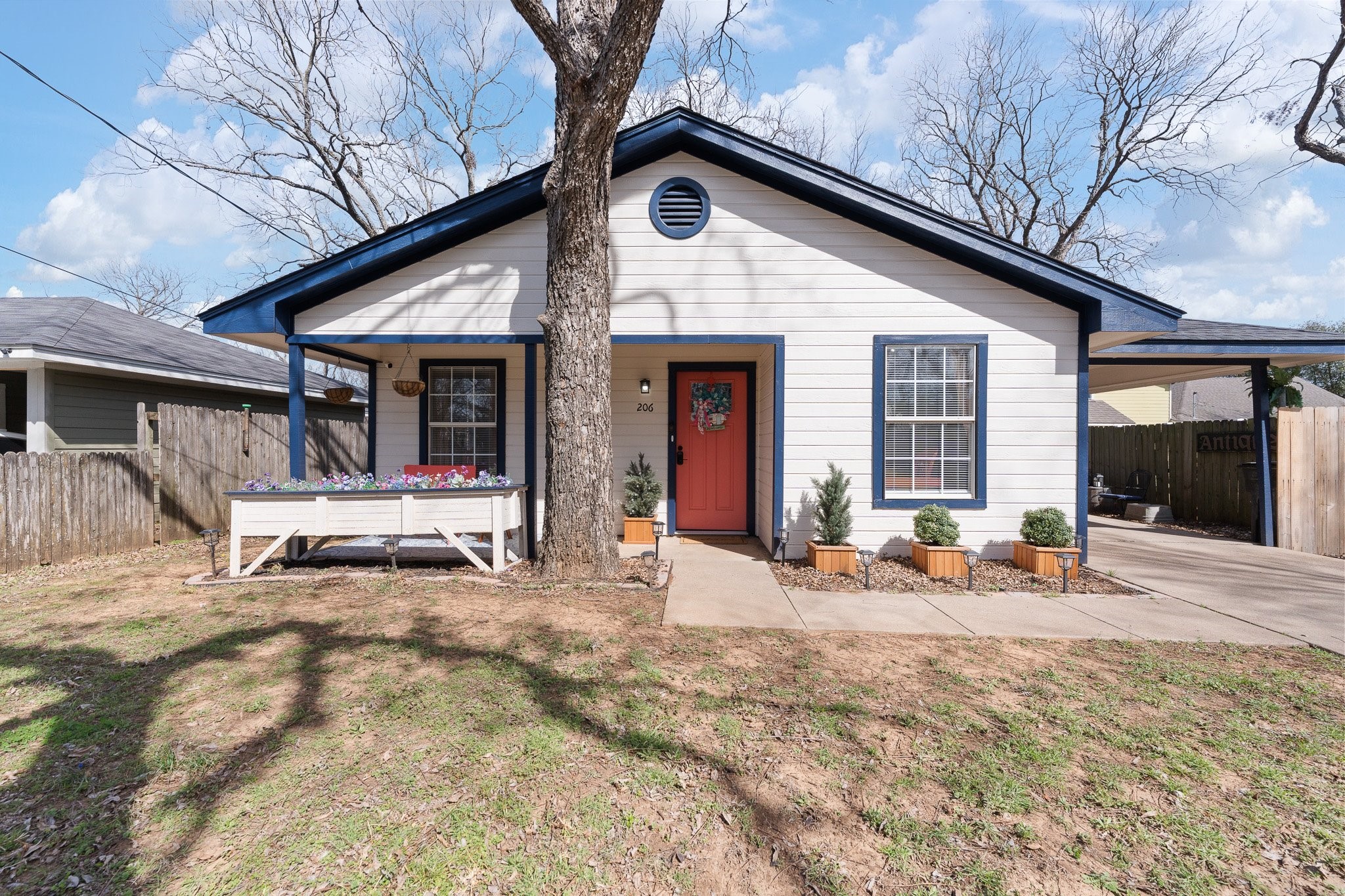 206 N Holloway Street Cleburne TX 76033