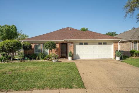 2902 Big Oaks Drive Garland TX 75044