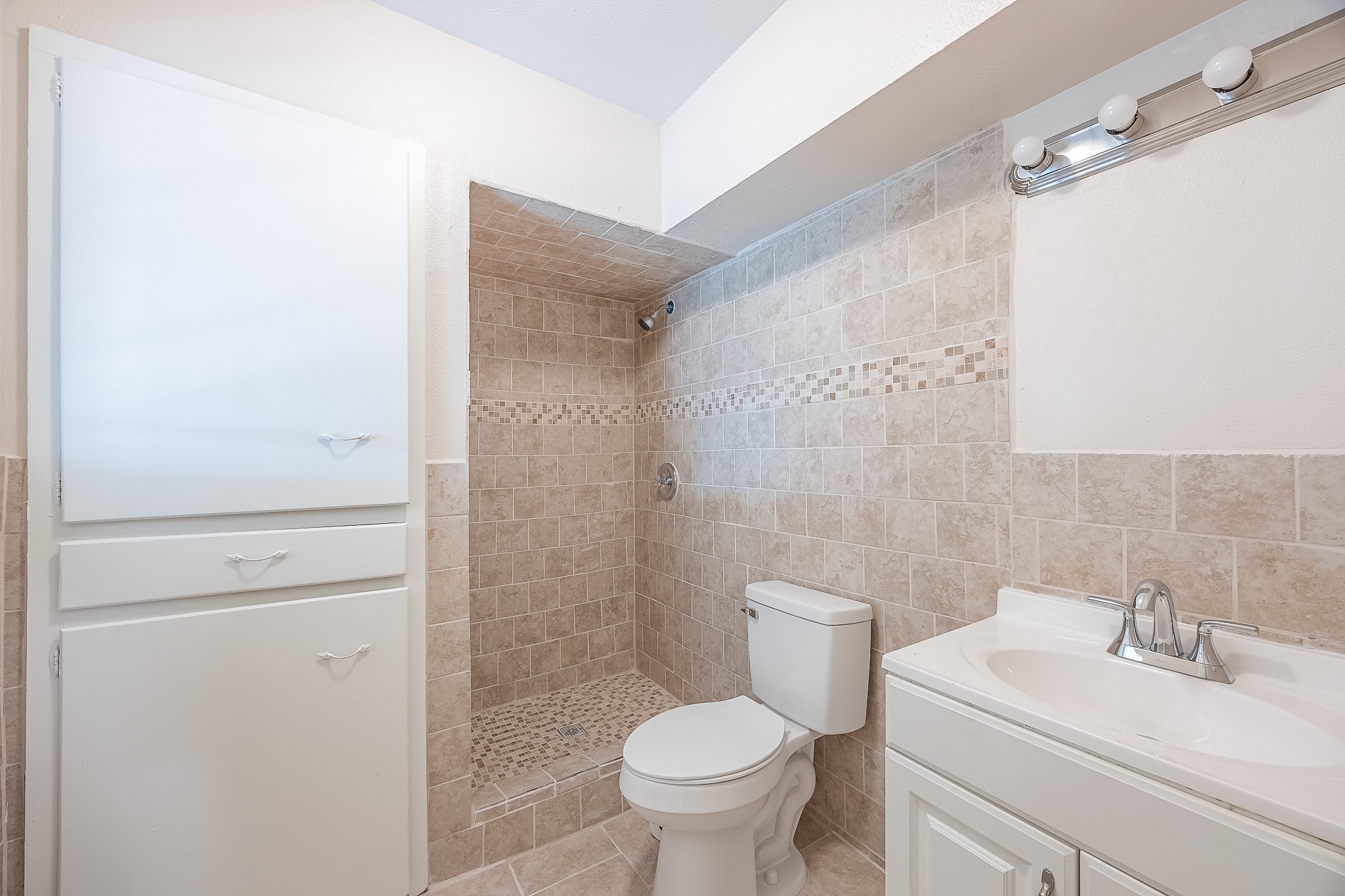 9610 Jennie Lee Dallas TX 75227