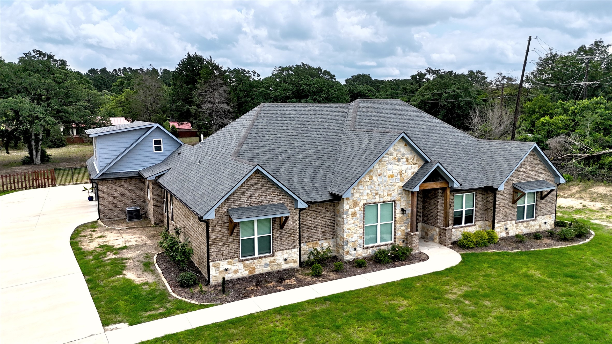 4999 Lago Vista Drive Athens TX 75752