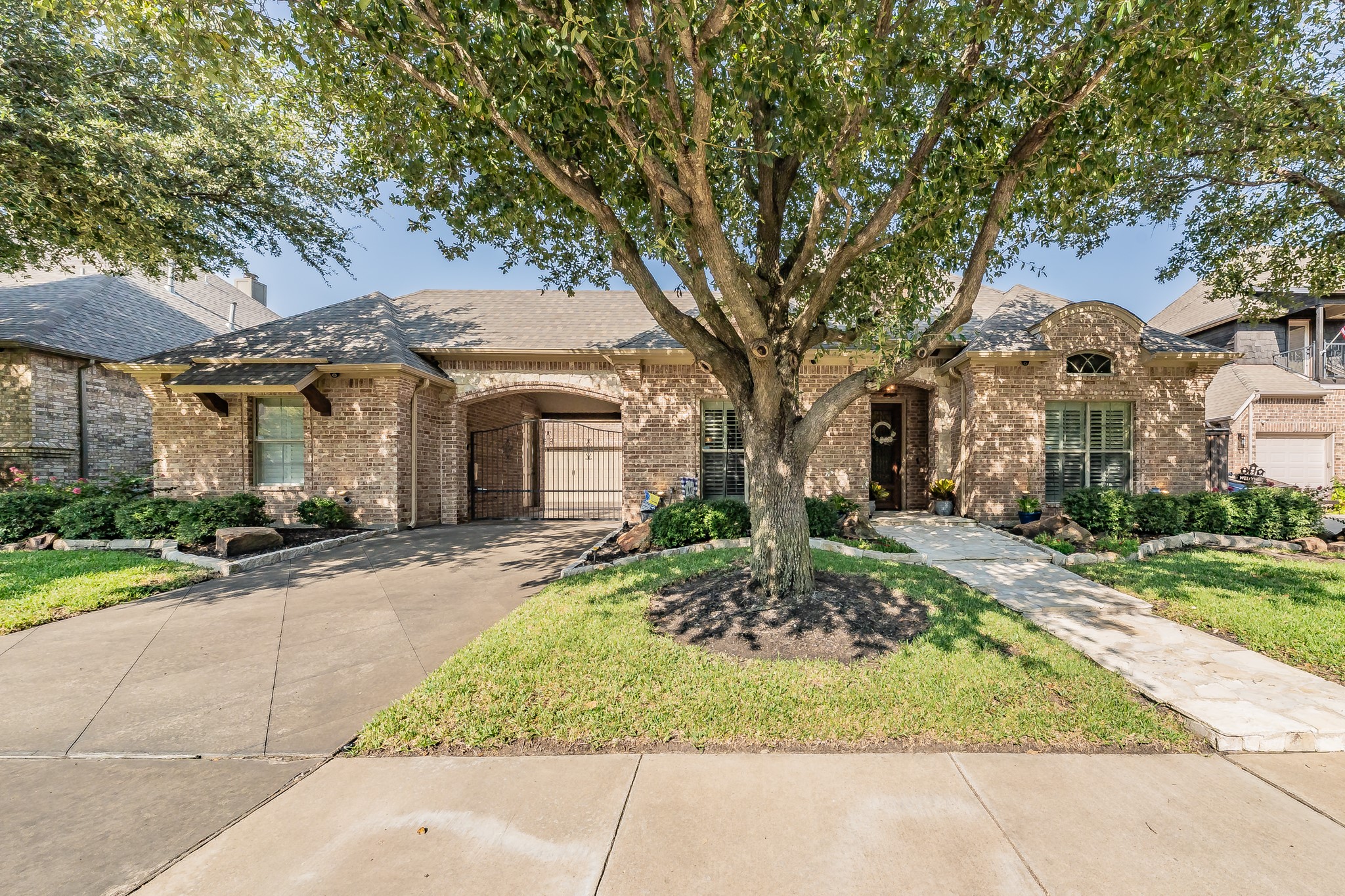 8005 Rushing Spring Drive North Richland Hills TX 76182