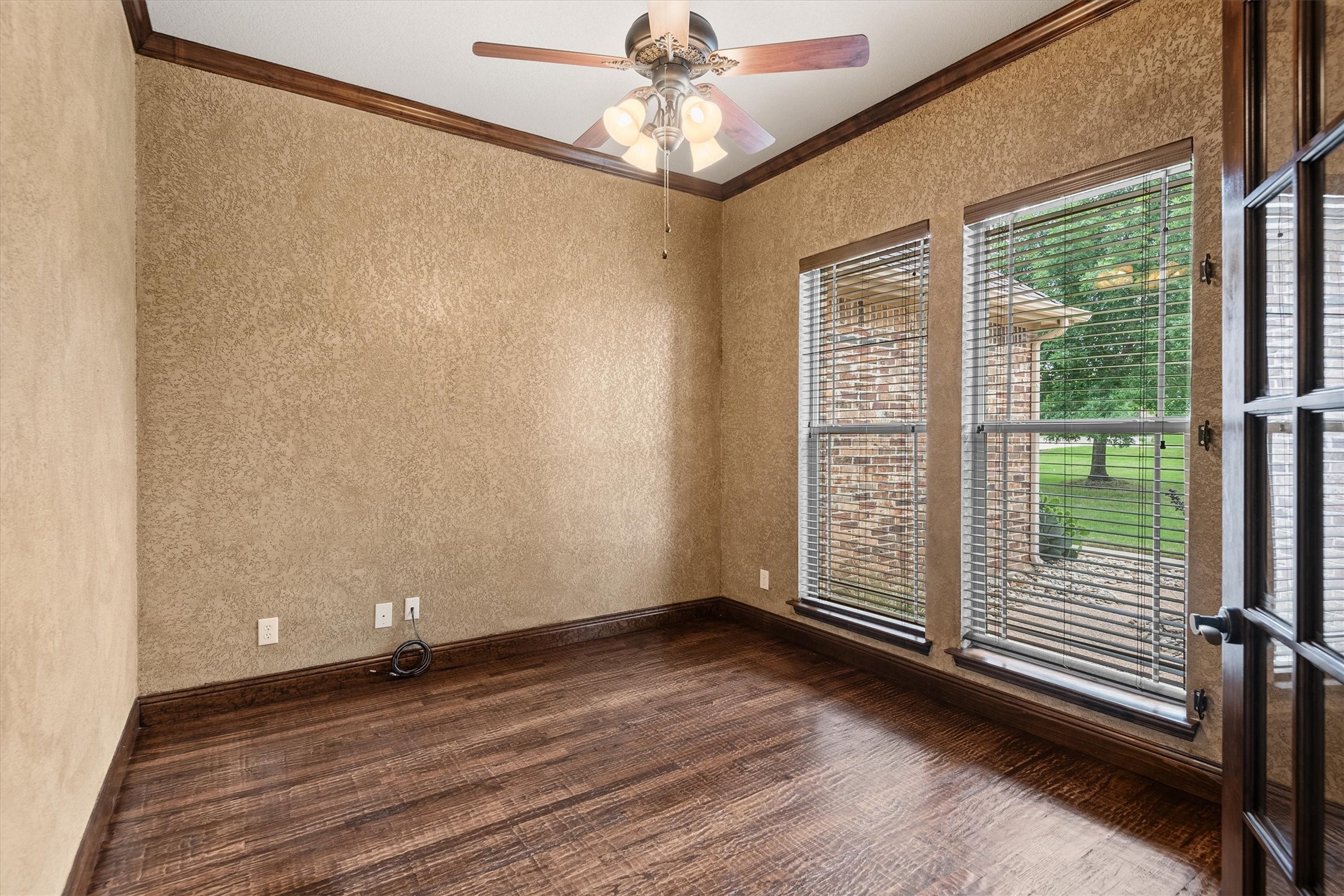 3231 Baylor Boulevard Midlothian TX 76065