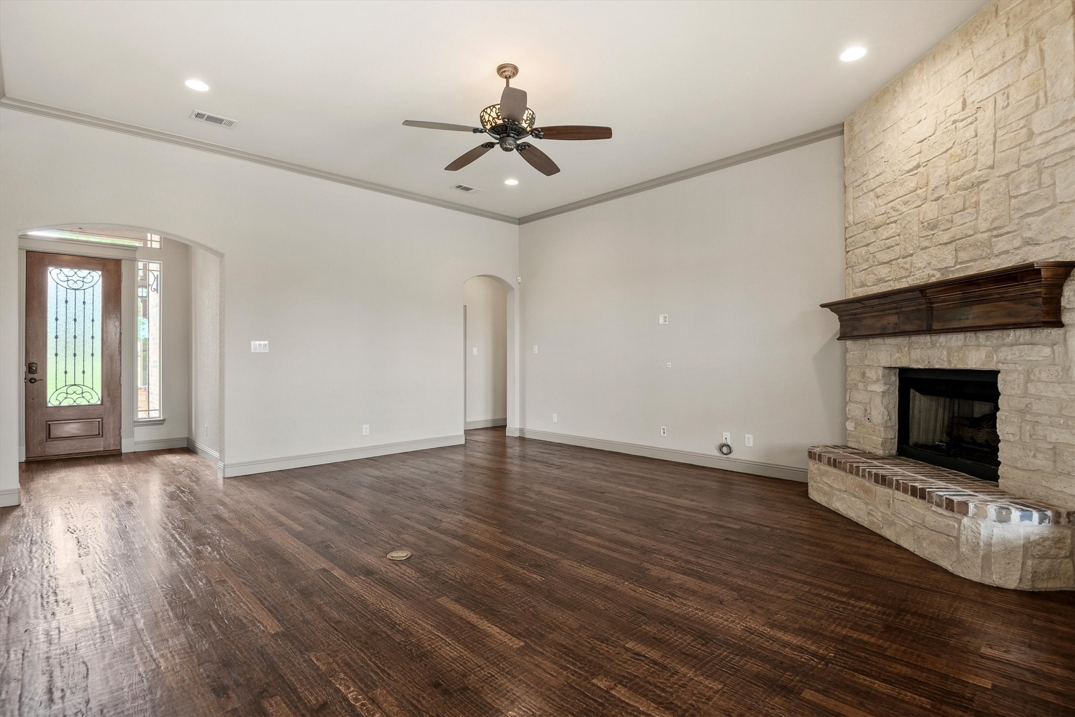 3231 Baylor Boulevard Midlothian TX 76065