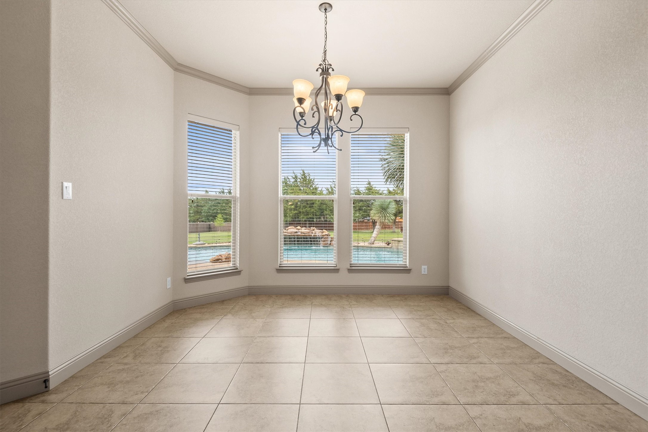 3231 Baylor Boulevard Midlothian TX 76065