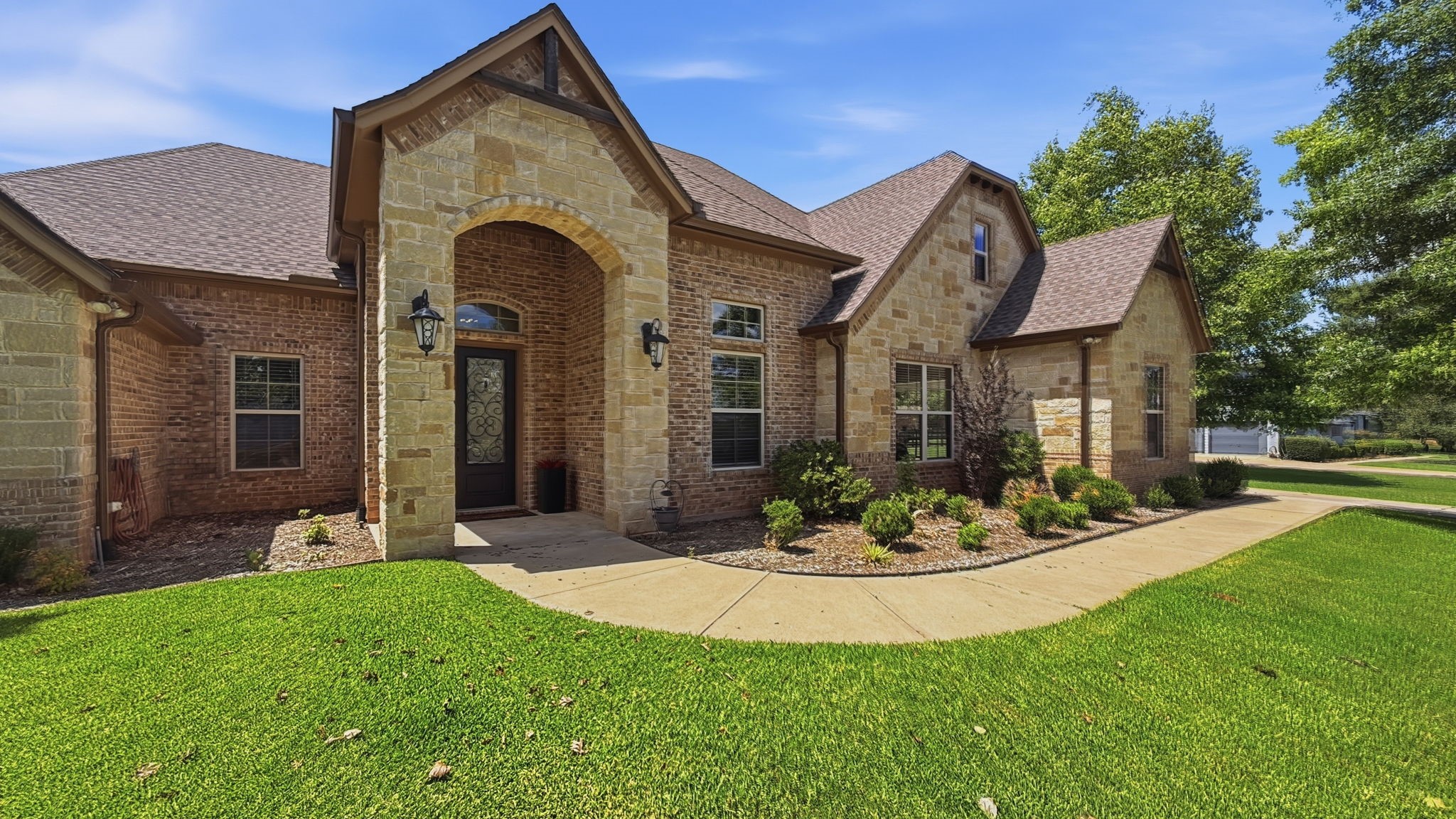 9709 Bellechase Road Granbury TX 76049