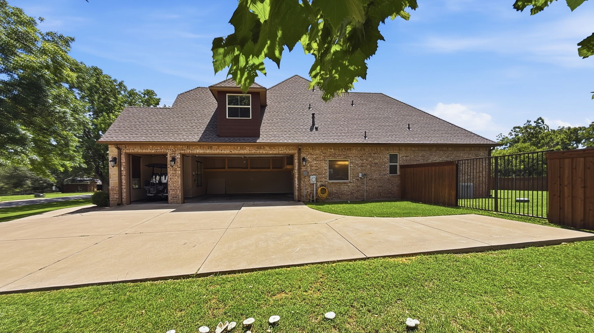 9709 Bellechase Road Granbury TX 76049