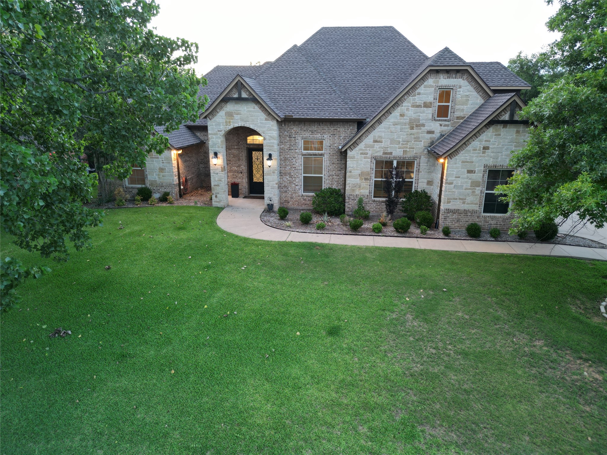 9709 Bellechase Road Granbury TX 76049
