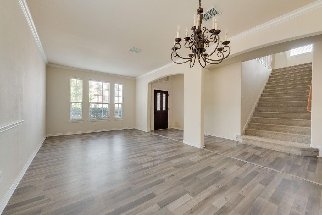 851 Grant Street Burleson TX 76028