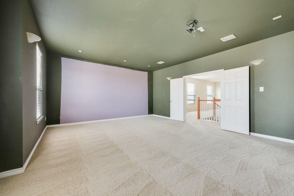 851 Grant Street Burleson TX 76028