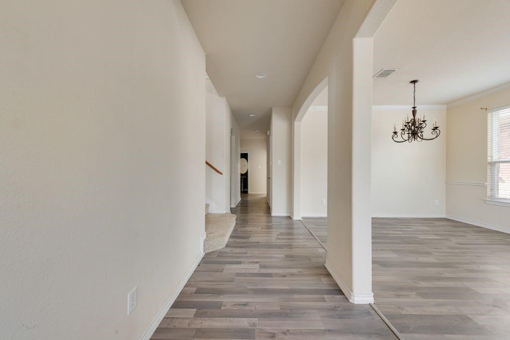 851 Grant Street Burleson TX 76028