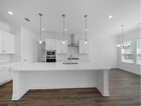 562 W Laureland Road Dallas TX 75232