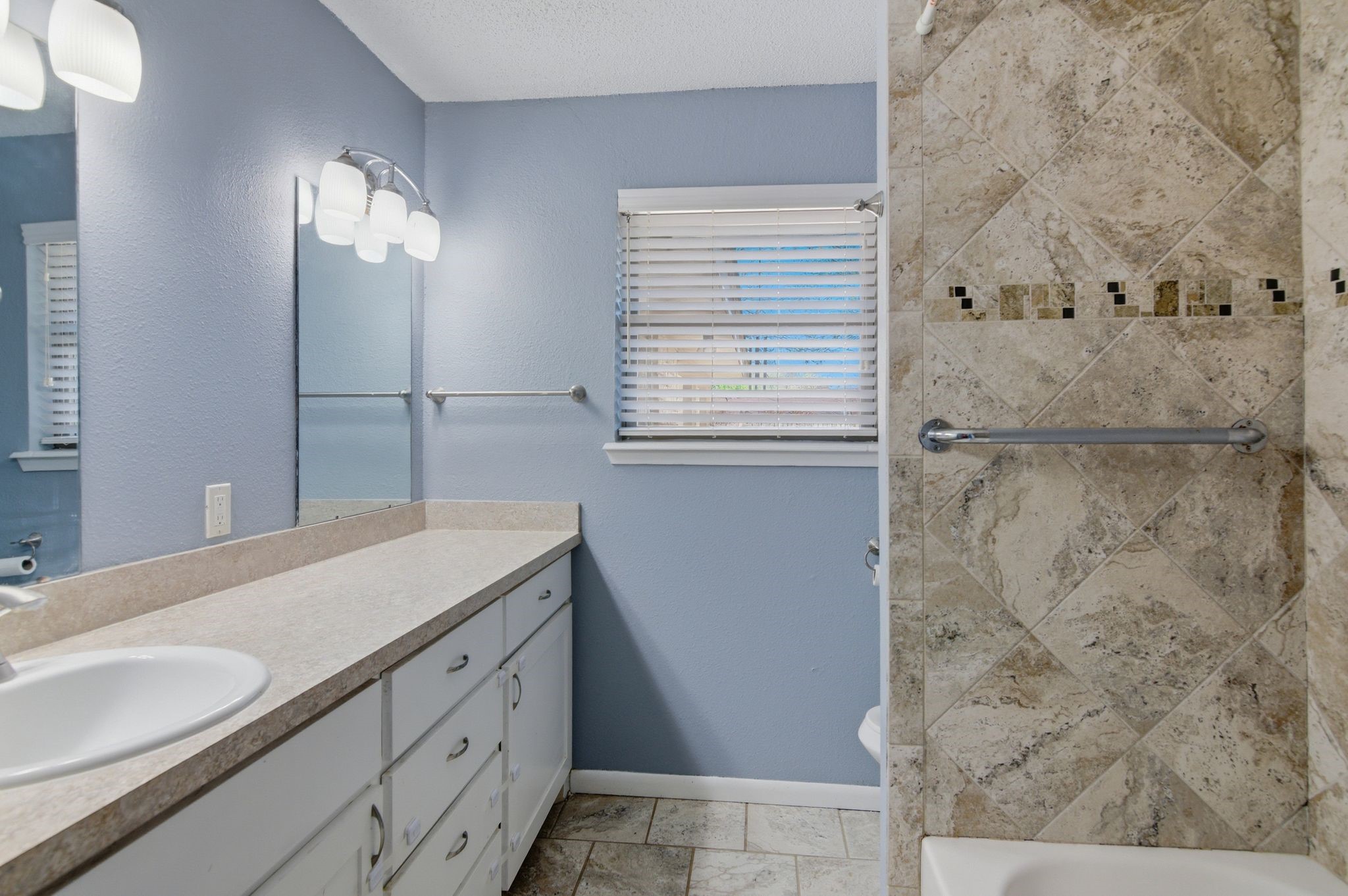 3608 Northcut Drive North Richland Hills TX 76117