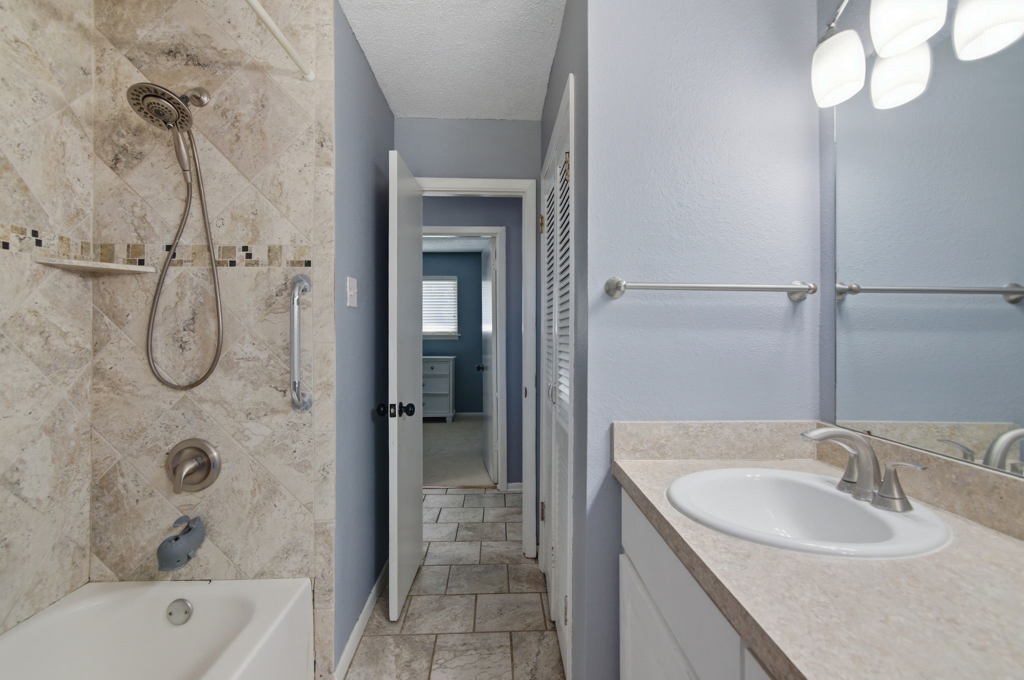 3608 Northcut Drive North Richland Hills TX 76117