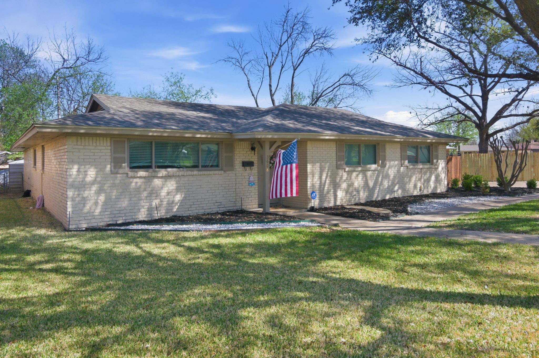 3608 Northcut Drive North Richland Hills TX 76117