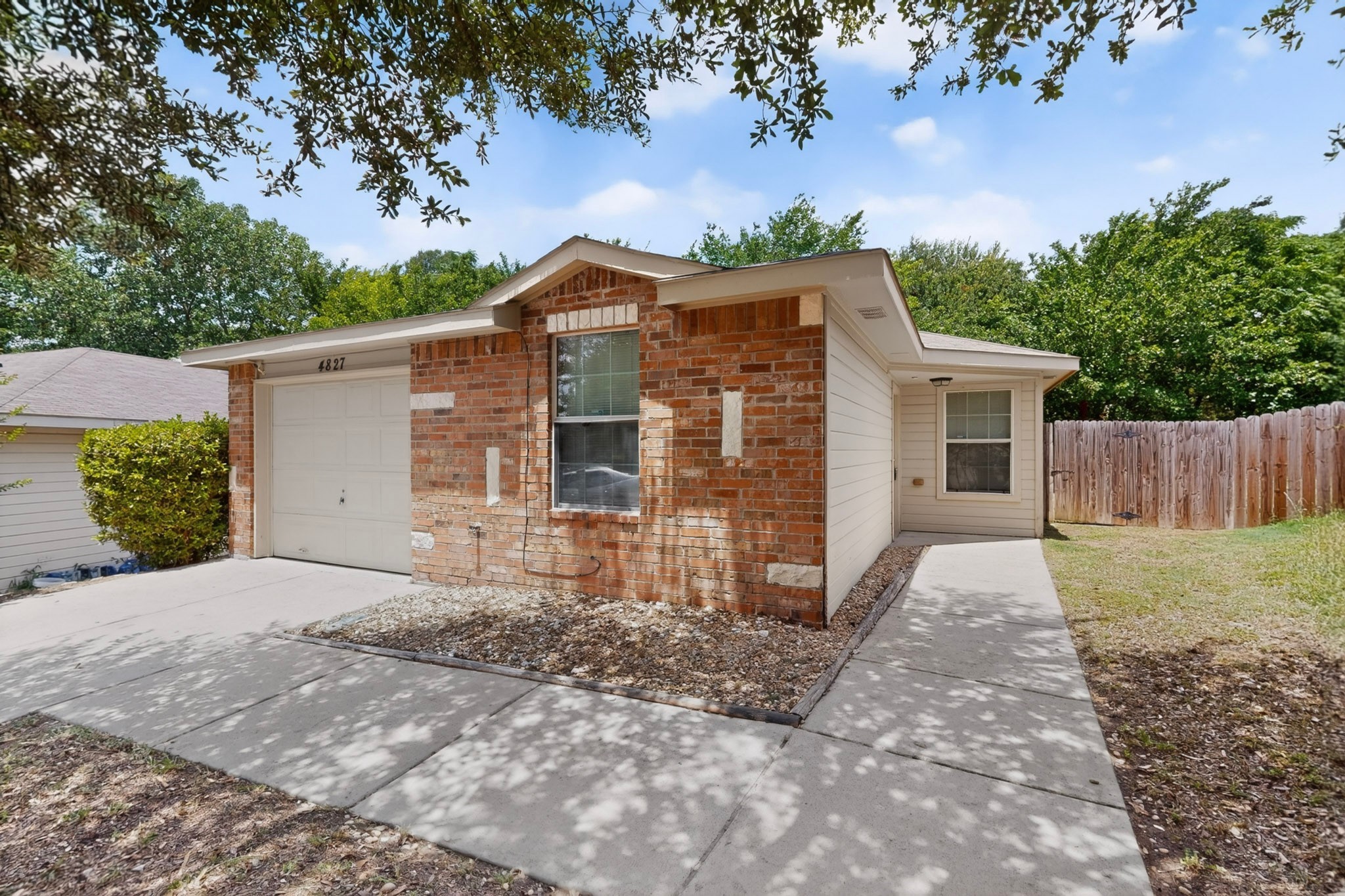 4827 Mexico Dallas TX 75236