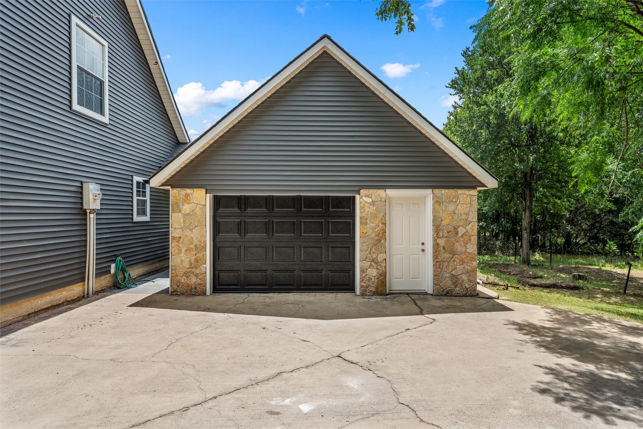 1561 Whitecrest Drive Whitney TX 76692